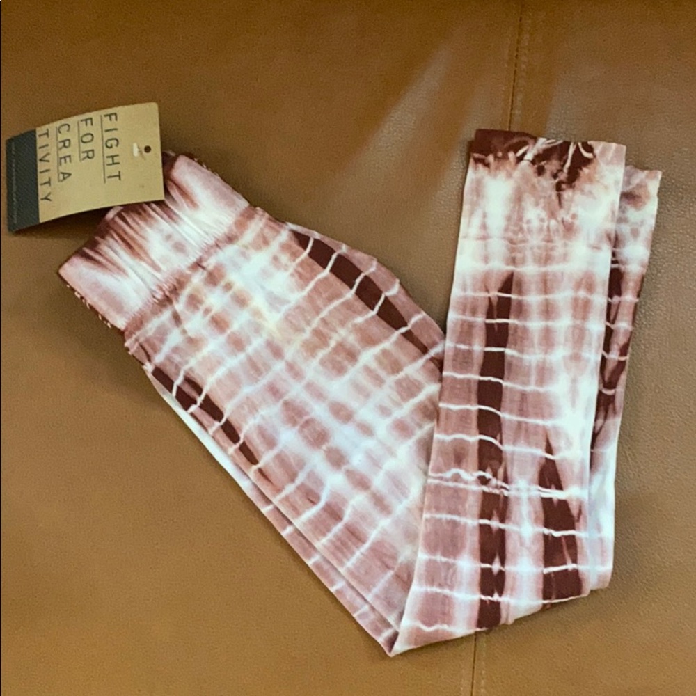 Tie dyed kid’s leggings